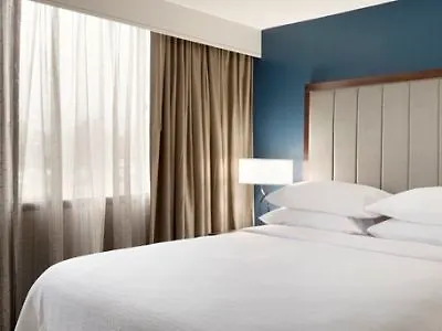Embassy Suites By Hilton Columbus 4*,