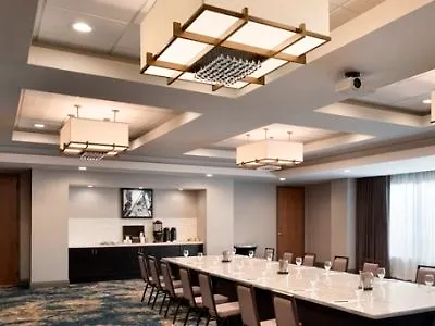 Embassy Suites By Hilton Columbus