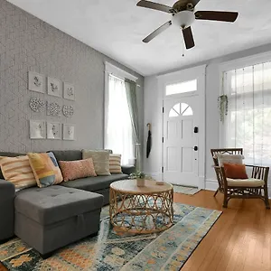 Modern Boho Stylish 1br Near Dt On Historic Street Columbus